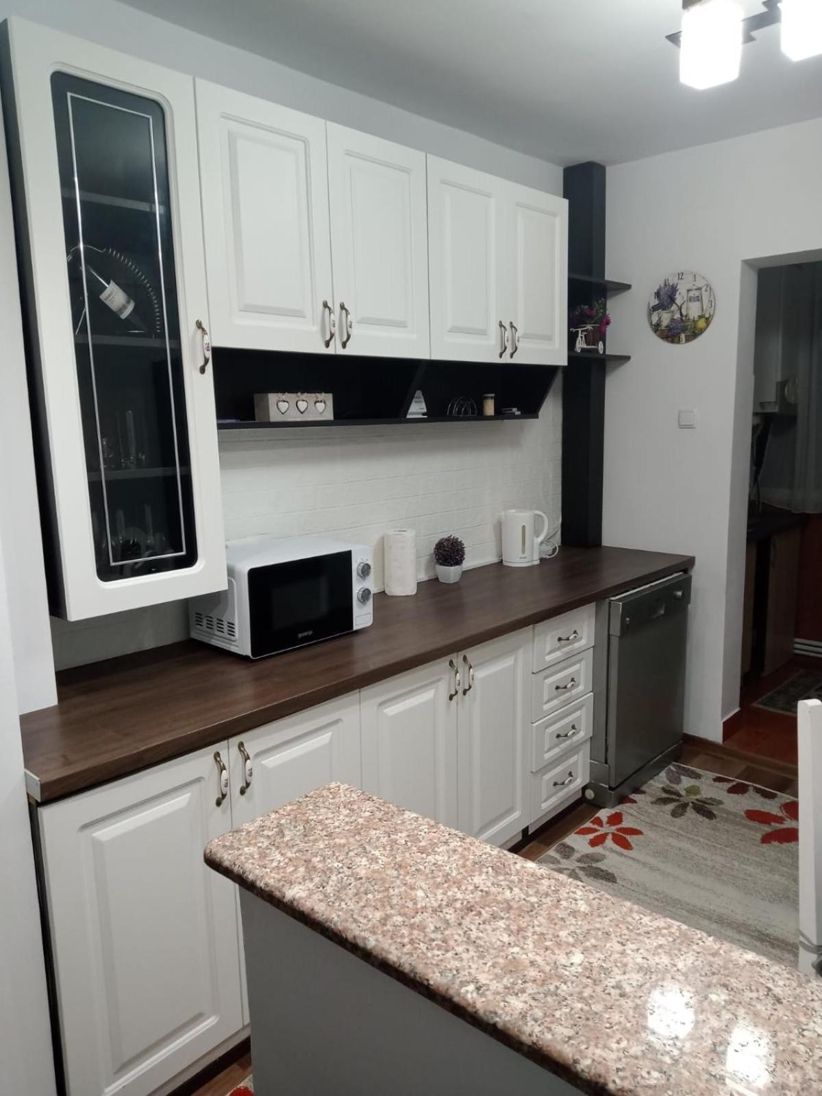 Penti Apartament ซูชาวา ภายนอก รูปภาพ